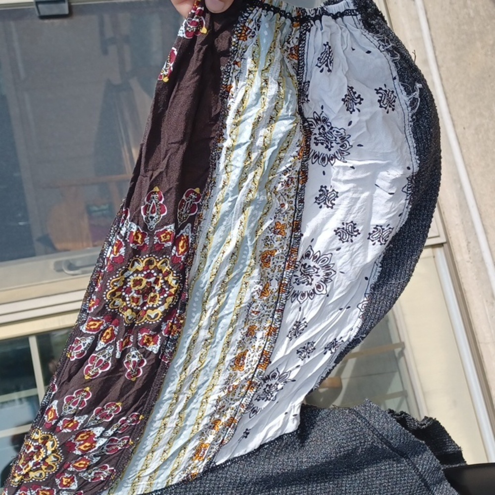 Free People Women's Blossom Thermal Sweater Top in Paisley Floral Sz M - Picture 3 of 6